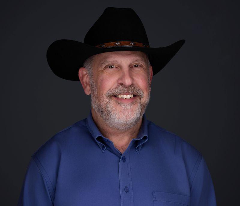 drew schlussel headshot